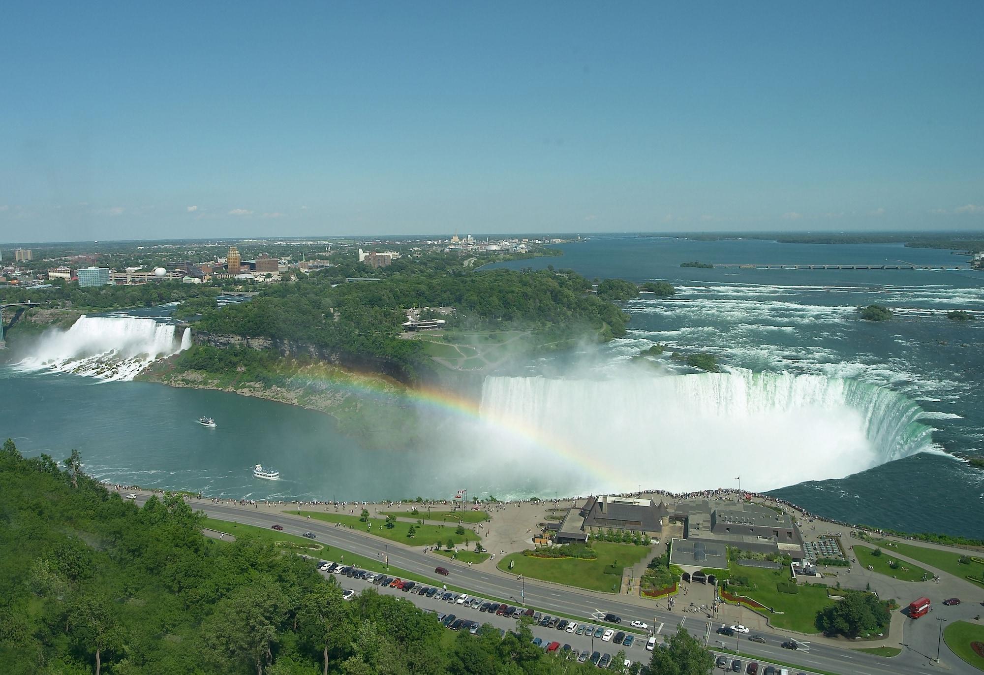 Embassy Suites By Hilton Niagara Falls/ Fallsview Esterno foto