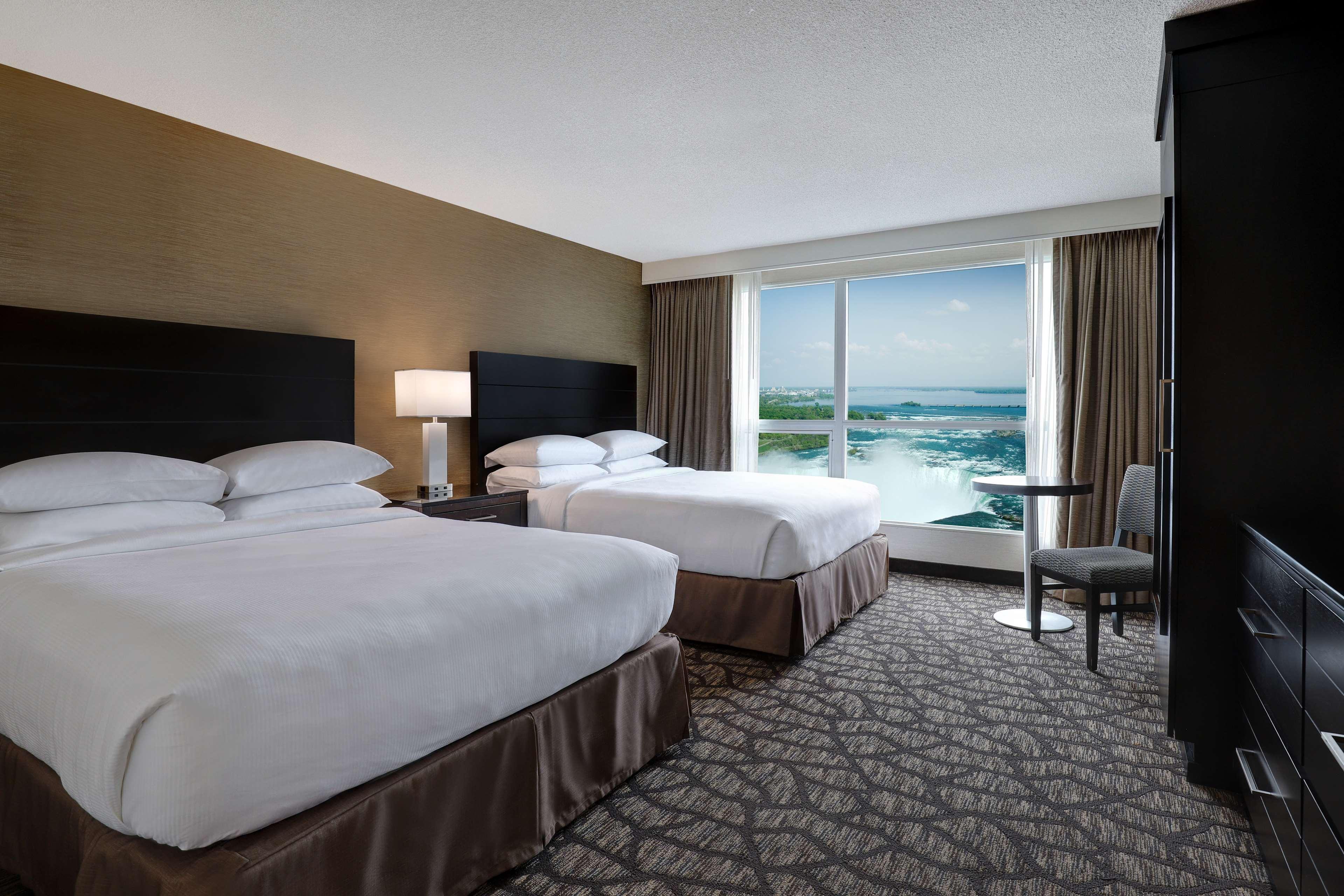 Embassy Suites By Hilton Niagara Falls/ Fallsview Esterno foto