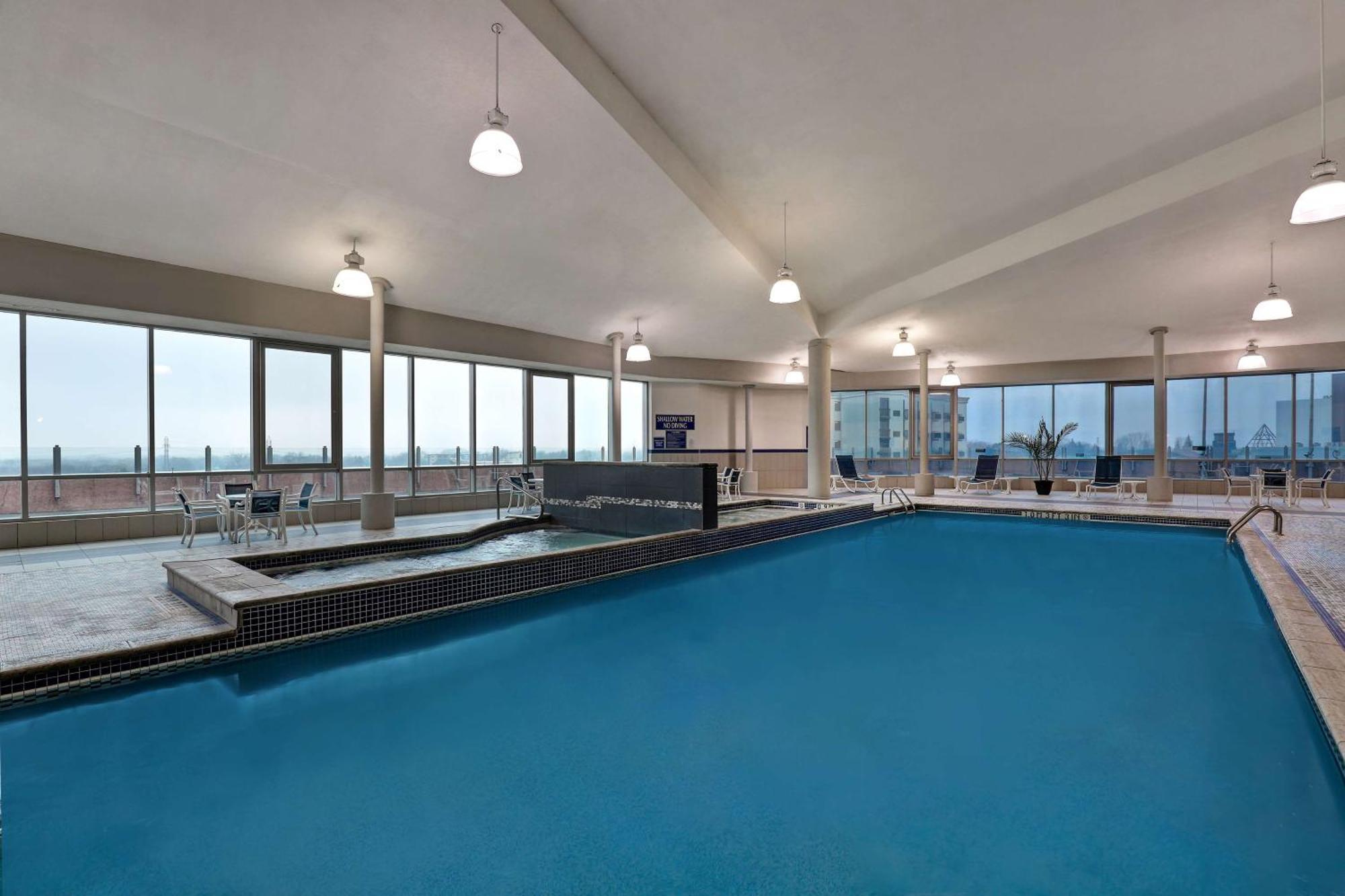Embassy Suites By Hilton Niagara Falls/ Fallsview Esterno foto